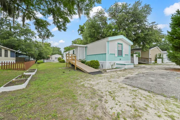 $75,000 | 136 Crooked Island Circle, Murrells Inlet, SC 29576