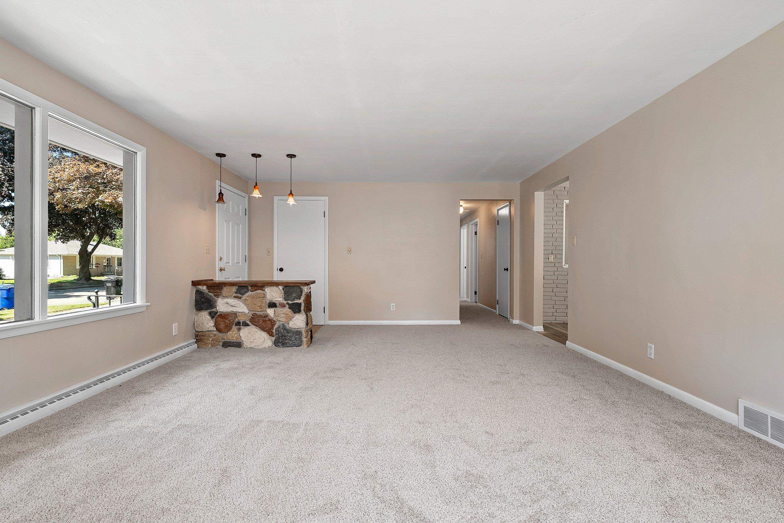1006 East Lindbergh Street Appleton, WI 54911 - Photo 8 of 51