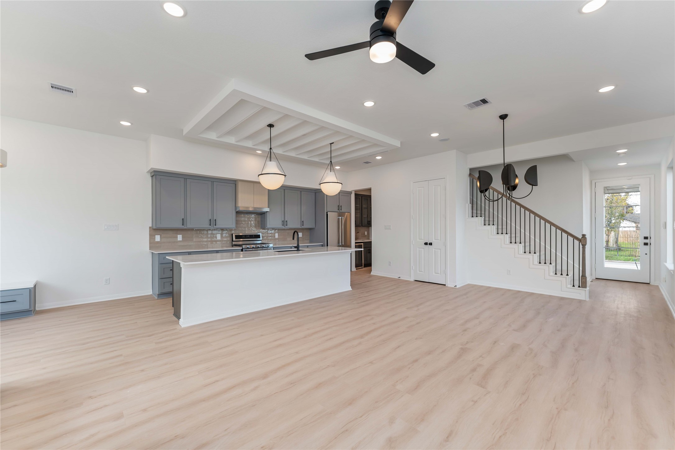 3508 Delhi Street Houston, TX 77022 - Photo 4 of 38 a view of kitchen with refrigerator and window