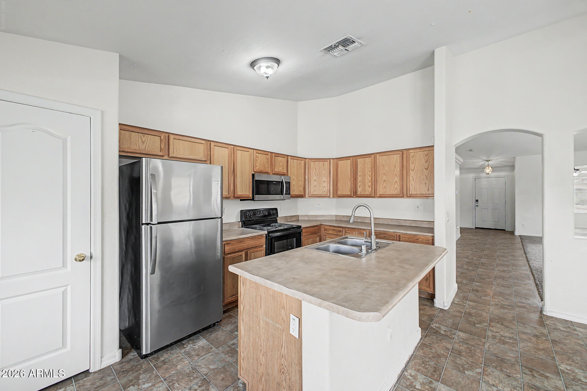3234 West Pecan Road Phoenix, AZ 85041 - Photo 14 of 23 16 - Pecan