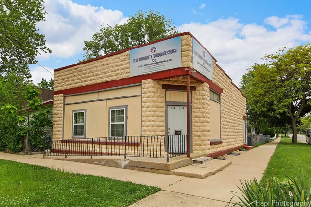 $215,000 | 601 Hill Avenue, Elgin, IL 60120