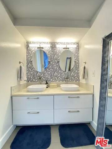 $6,300 | 4760 La Villa Marina, Unit C, Venice, CA 90292