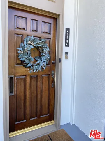 $6,300 | 4760 La Villa Marina, Unit C, Venice, CA 90292