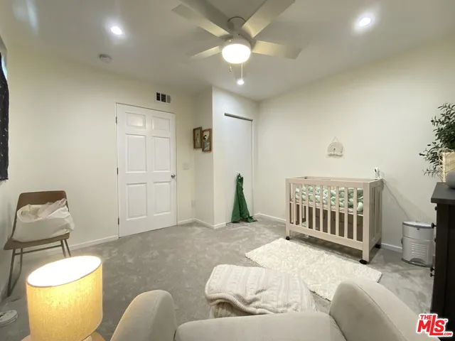 $6,300 | 4760 La Villa Marina, Unit C, Venice, CA 90292