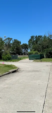 $389,000 | 8546 Western Drive, Houston, TX 77055