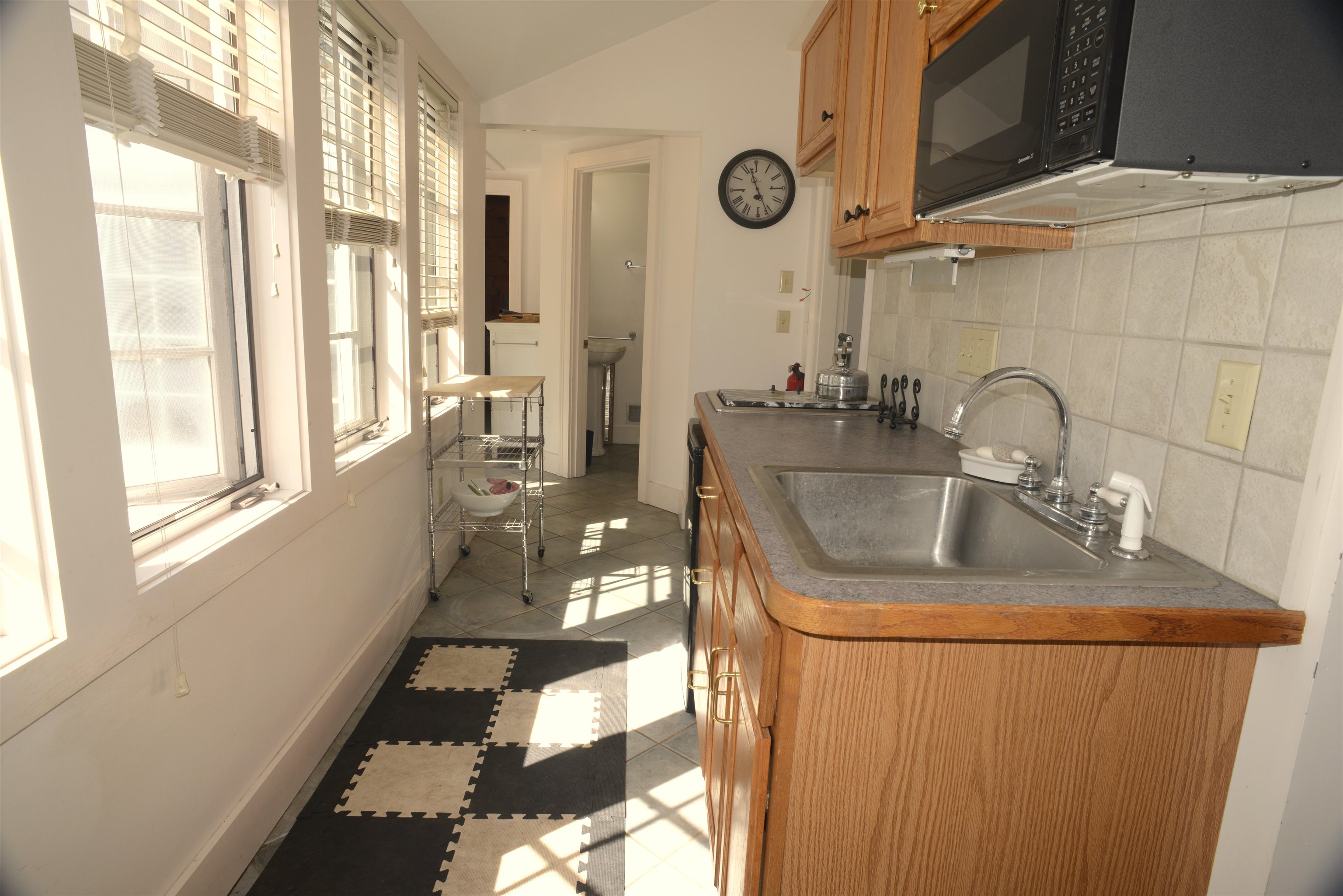 32 Hampton Road Exeter, NH 03833 - Photo 27 of 40