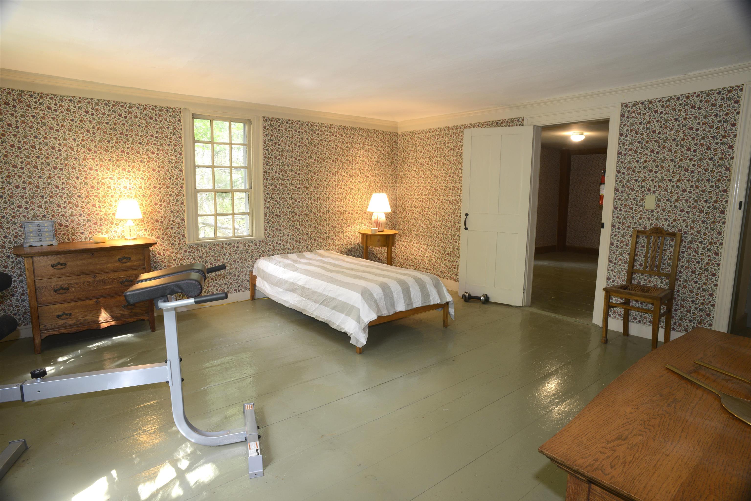 32 Hampton Road Exeter, NH 03833 - Photo 33 of 40