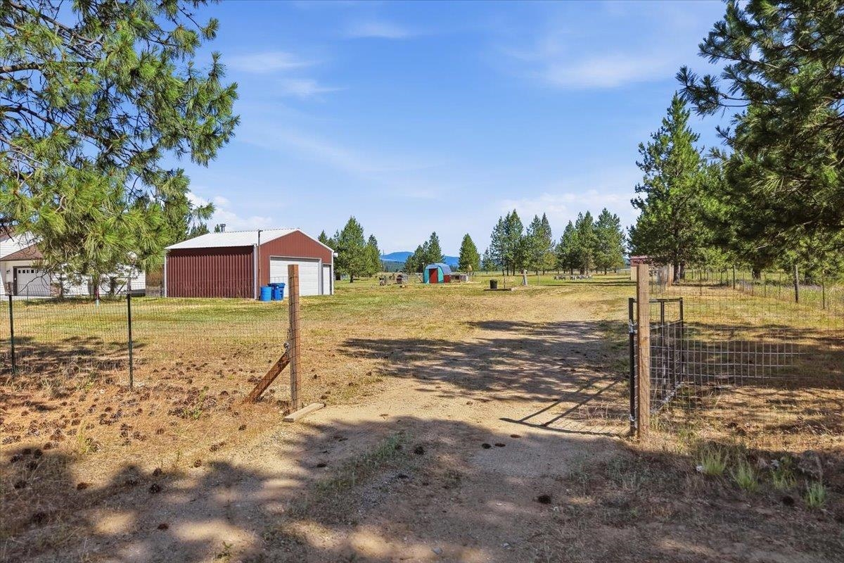 5717 East Oregon Road Elk, WA 99009 - Photo 33 of 50