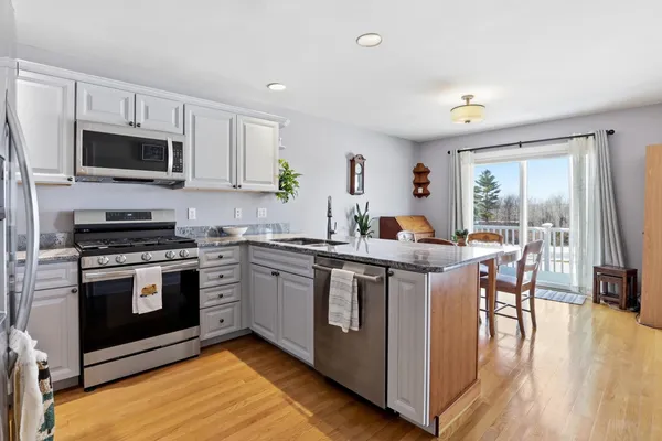 $399,900 | 617 1st New Hampshire Turnpike, Unit 9, Northwood, NH 03261