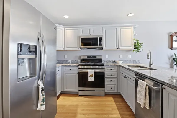 $399,900 | 617 1st New Hampshire Turnpike, Unit 9, Northwood, NH 03261