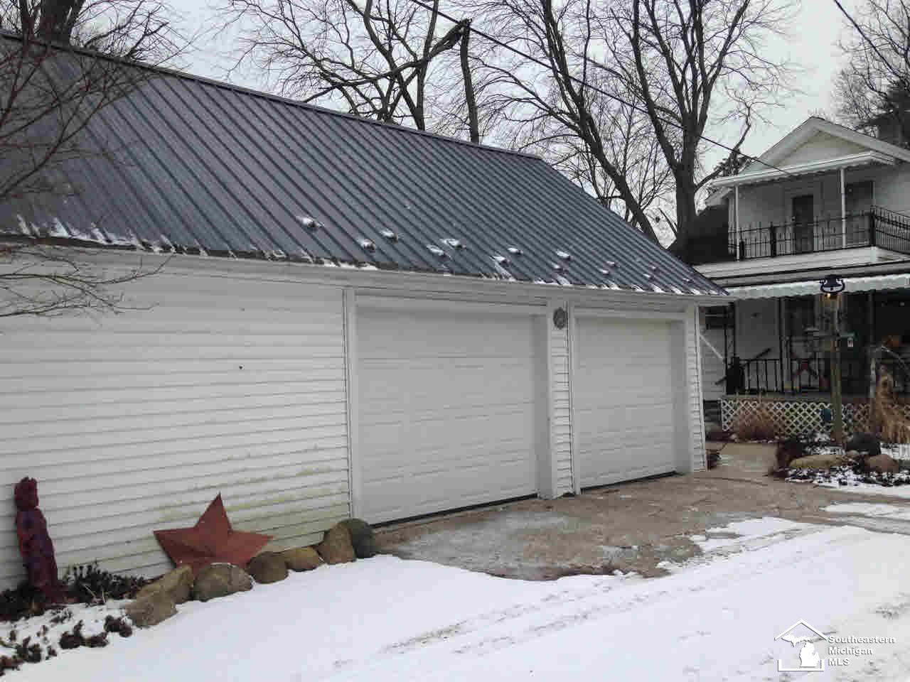 10716 Exeter Road Carleton, MI 48117 - Photo 5 of 25