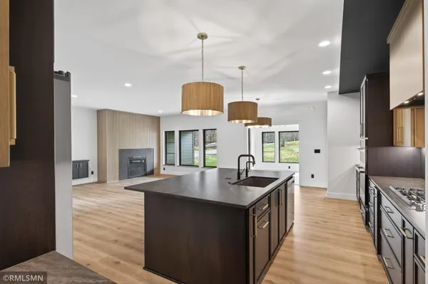 $814,900 | 7743 146th Terrace, Savage, MN 55378