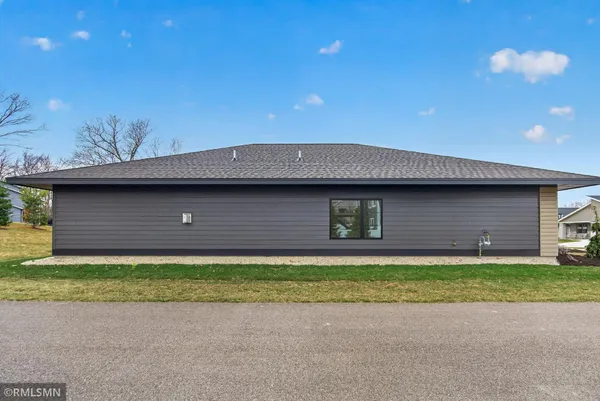 $814,900 | 7743 146th Terrace, Savage, MN 55378