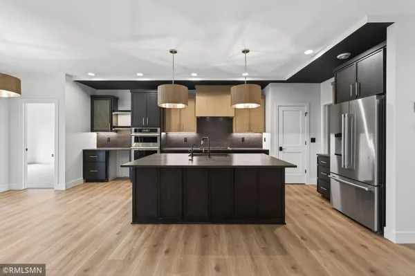 $814,900 | 7743 146th Terrace, Savage, MN 55378