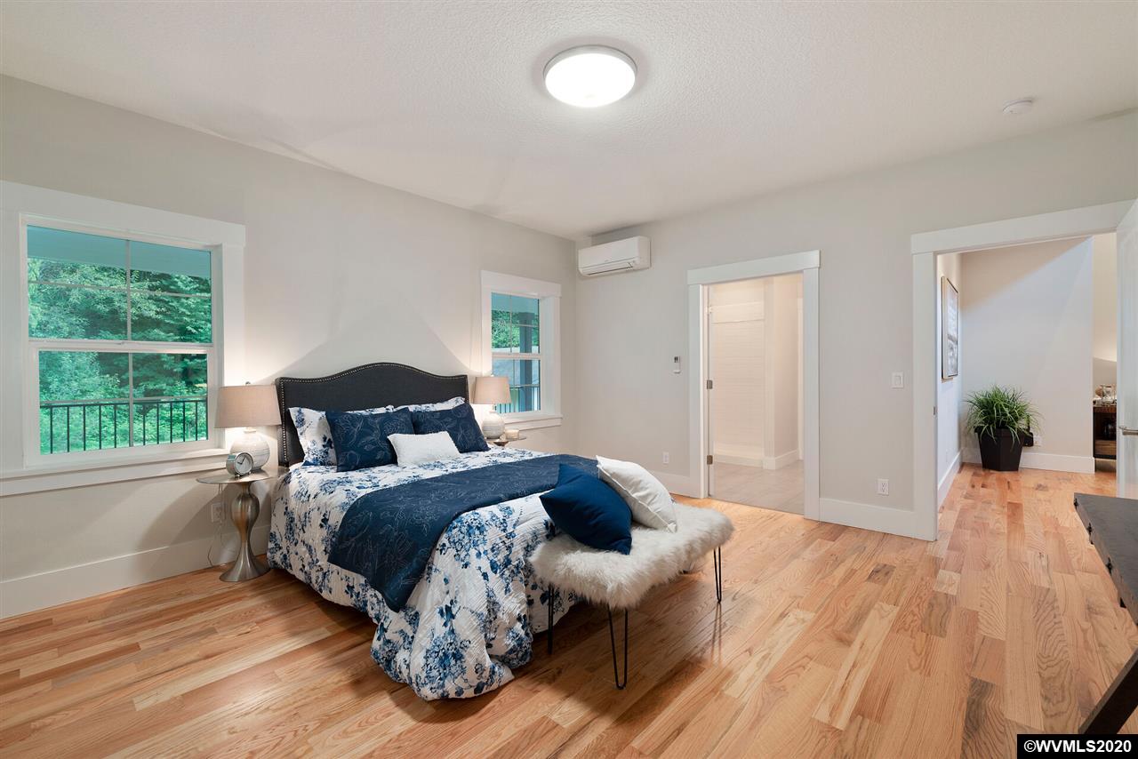32160 South Shady Dell Road Molalla, OR 97038 - Photo 12 of 29 Gallery Image 12