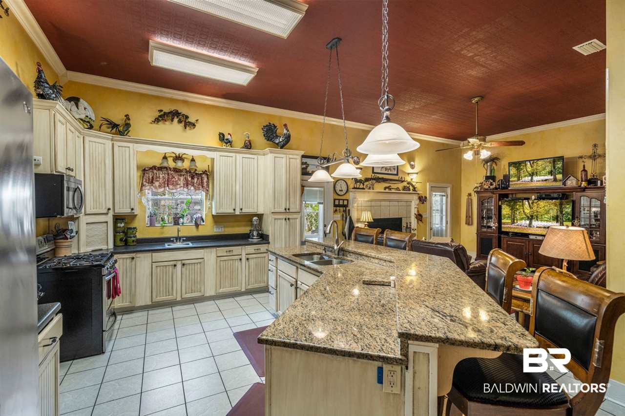 705 East 4th Street Bay Minette, AL 36507 - Photo 5 of 27