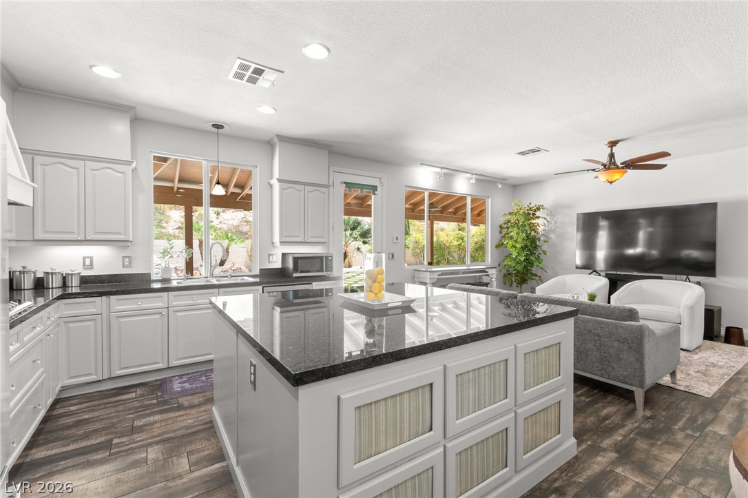 1522 Ravanusa Drive Henderson, NV 89052 - Photo 25 of 74