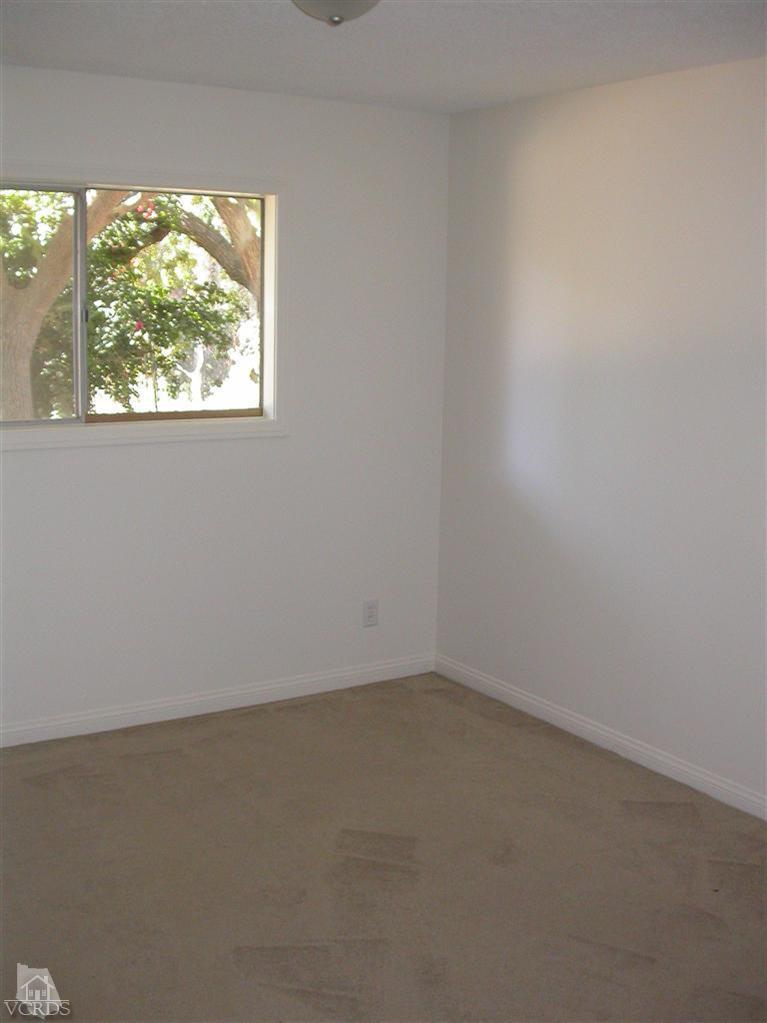 7248 Arthur Rondo Ventura, CA 93003 - Photo 16 of 28 an empty room with a window