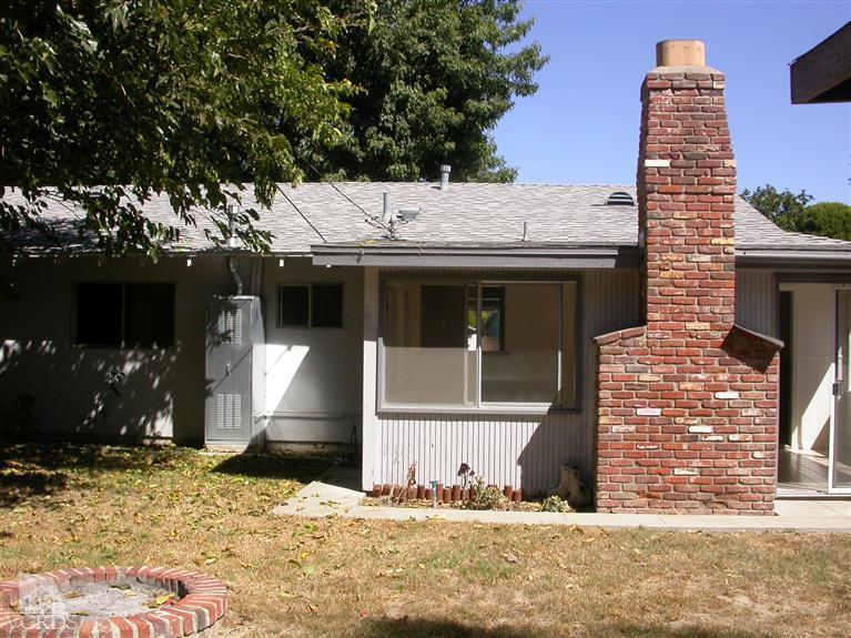 7248 Arthur Rondo Ventura, CA 93003 - Photo 21 of 28 a front view of house with yard