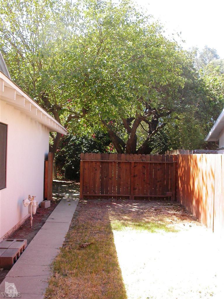 7248 Arthur Rondo Ventura, CA 93003 - Photo 26 of 28 a view of a backyard