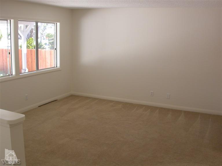 7248 Arthur Rondo Ventura, CA 93003 - Photo 3 of 28 an empty room with a window