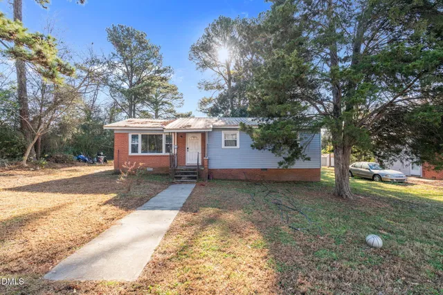 $175,000 | 895 Sommers Street, Sanford, NC 27330