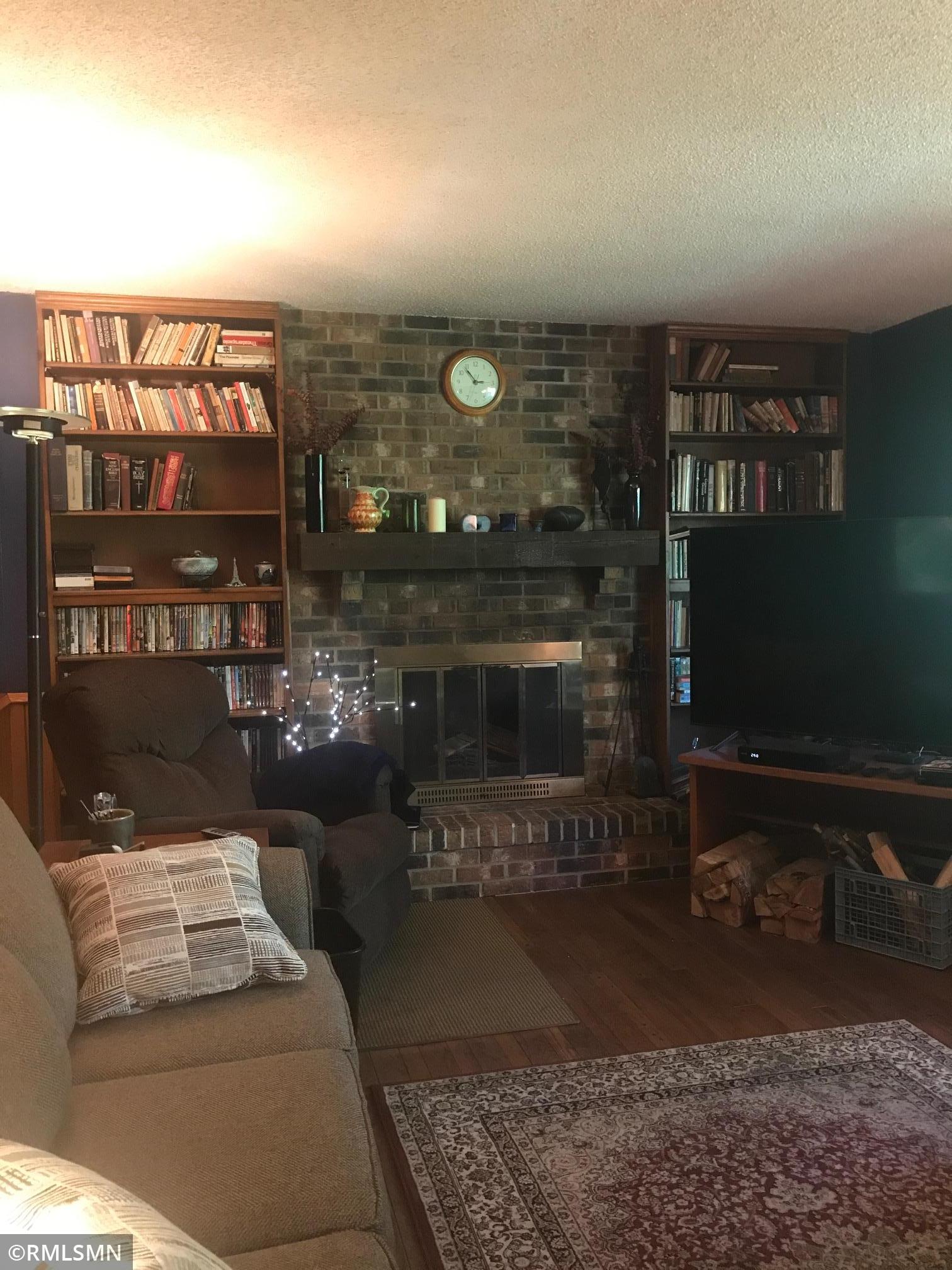335 Colleen Avenue Shoreview, MN 55126 - Photo 9 of 13 Gallery Image 9