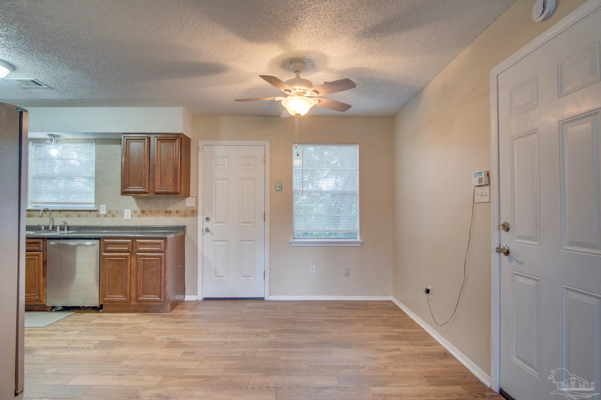 386 Quigley Road Pensacola, FL 32506 - Photo 11 of 51