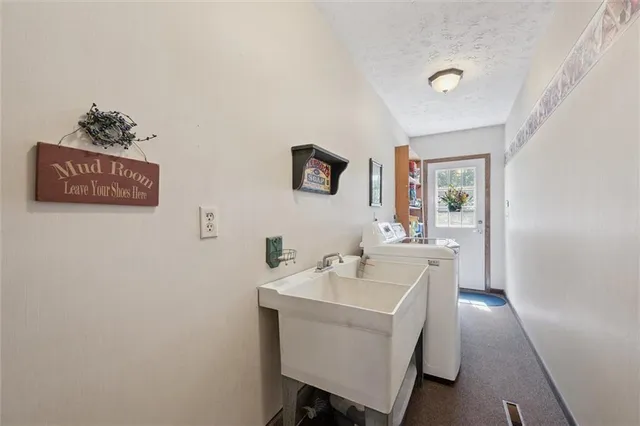 $429,900 | 107 South Jennie Drive, Harmony, PA 16037