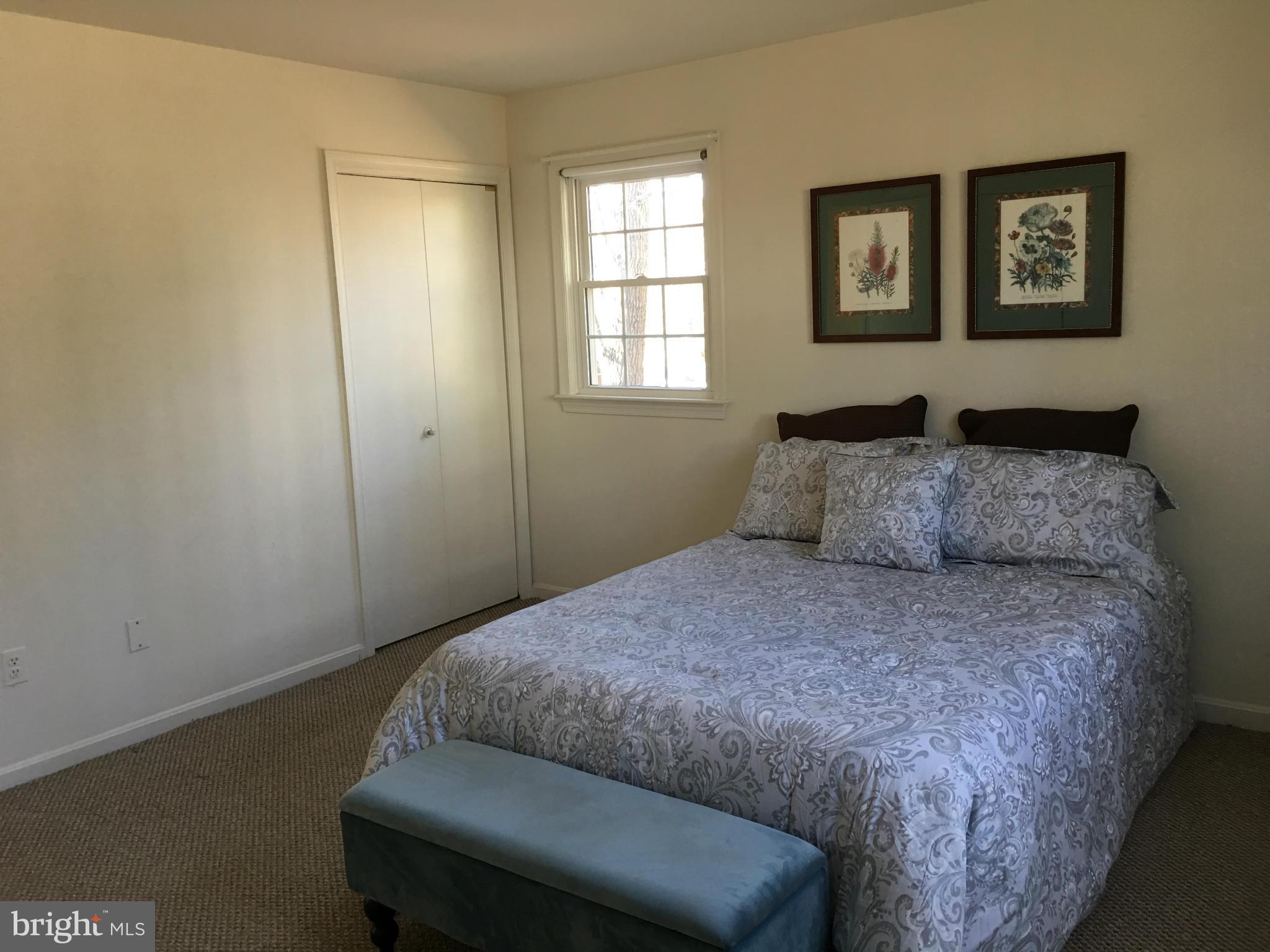 6601 Huntsman Boulevard Springfield, VA 22152 - Photo 17 of 30 Bedroom (Master)