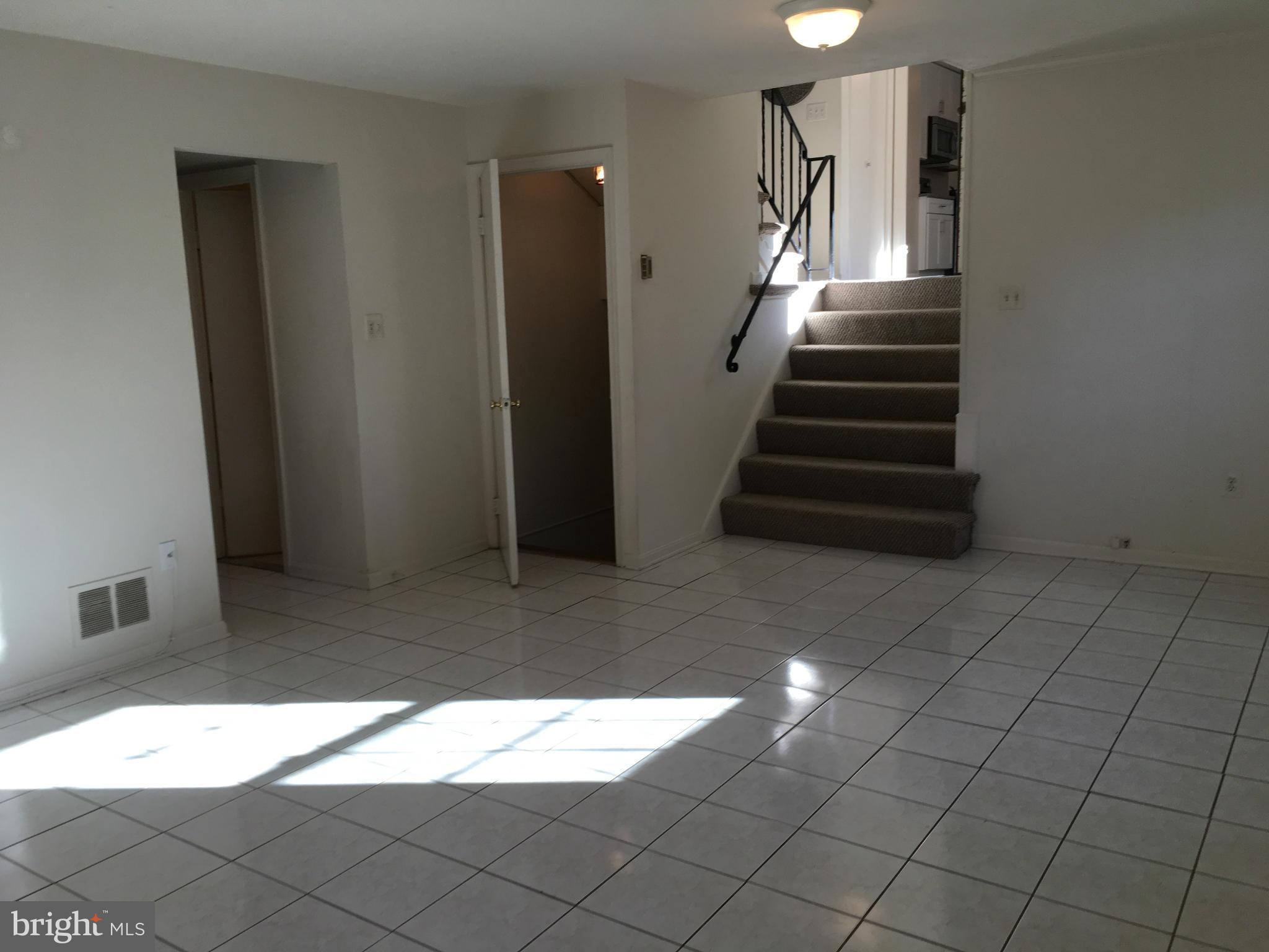 6601 Huntsman Boulevard Springfield, VA 22152 - Photo 21 of 30 Family Room