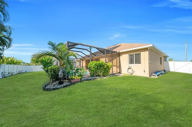 $3,200 | 2306 Southwest 28th Terrace, Cape Coral, FL 33914