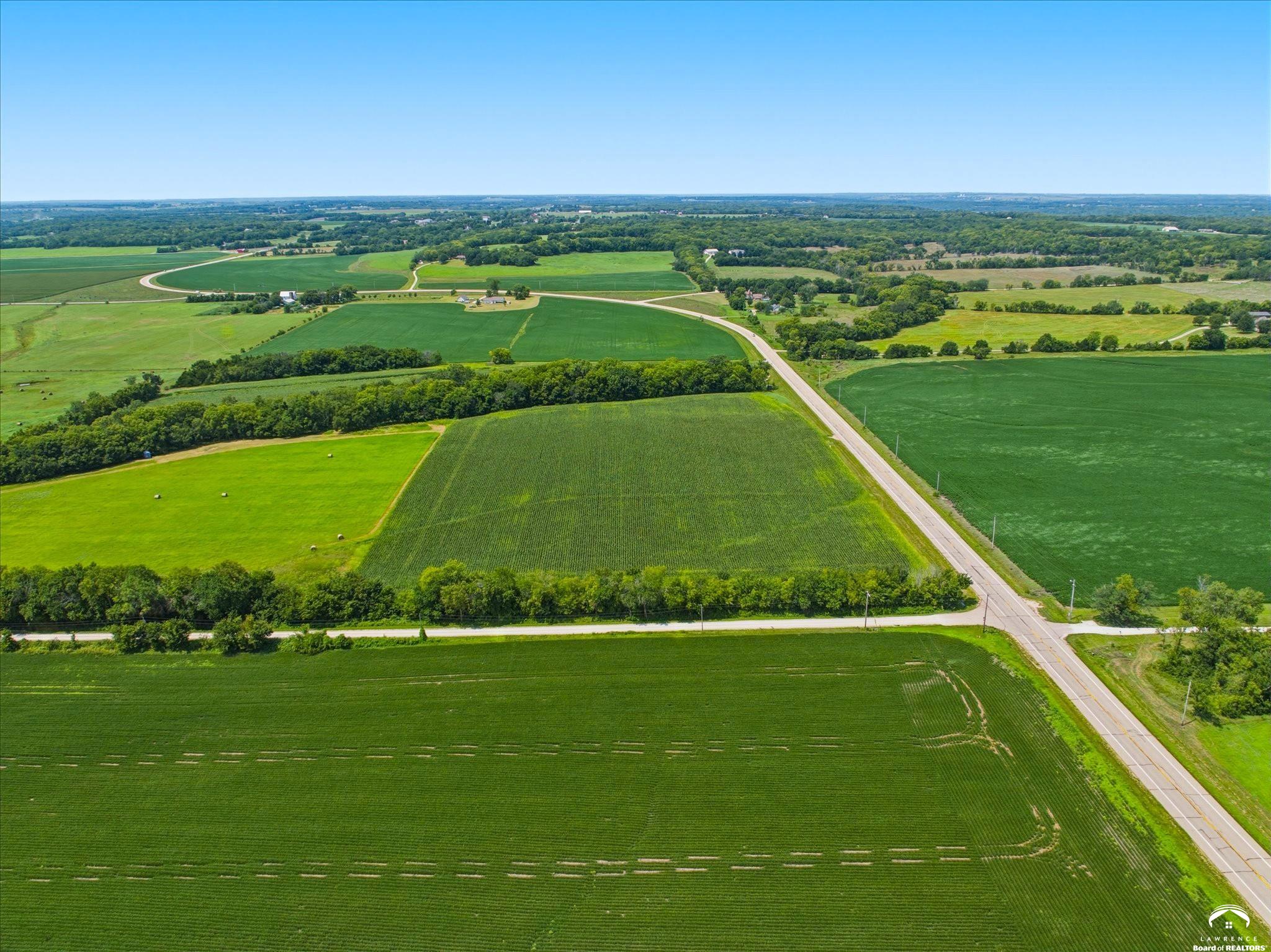 875 North 1000 Road Lawrence, KS 66047 - Photo 9 of 21 Gallery Image 9