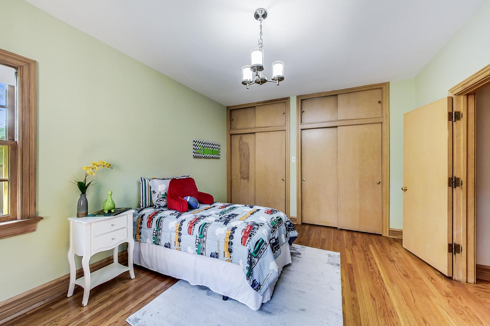 312 Downing Road Riverside, IL 60546 - Photo 20 of 34