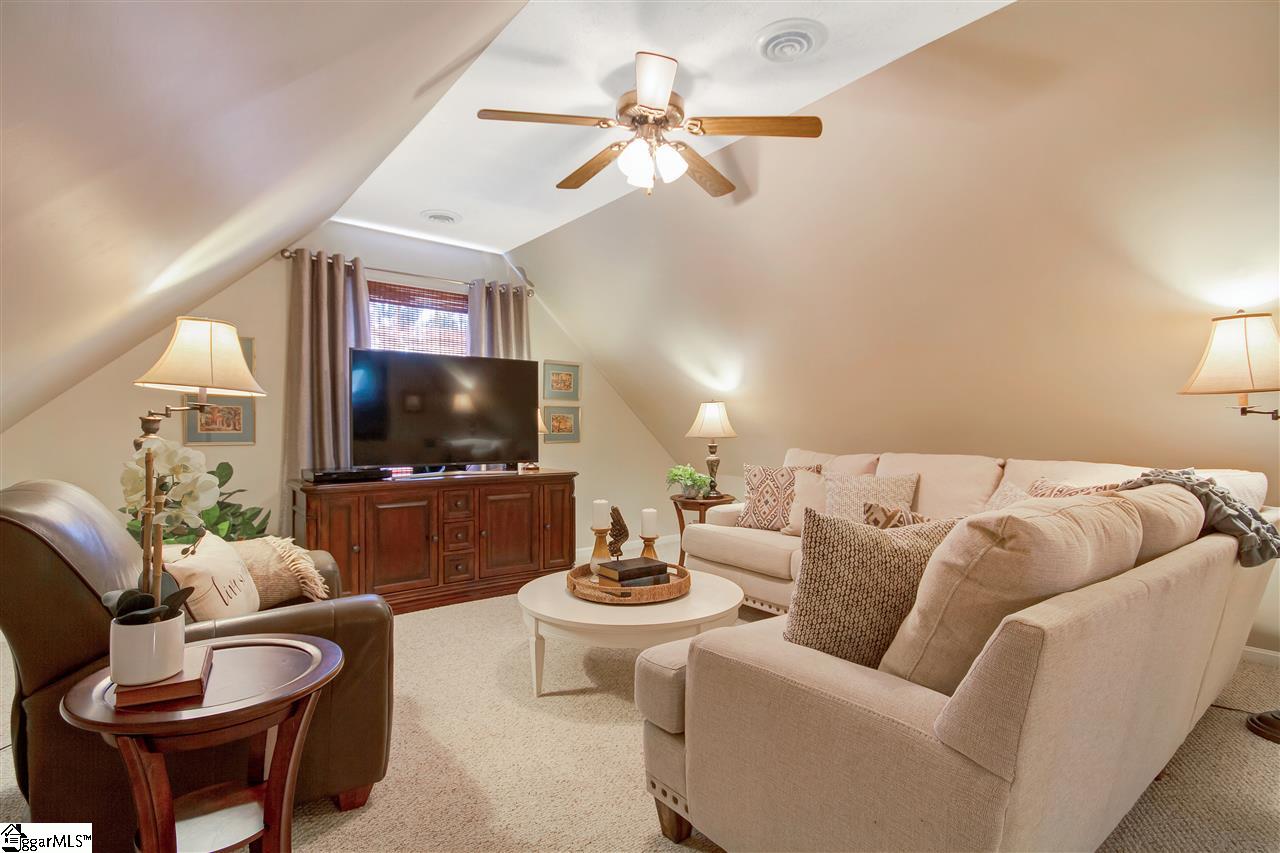 410 Spring Meadow Road Simpsonville, SC 29680 - Photo 5 of 36 Gallery Image 5