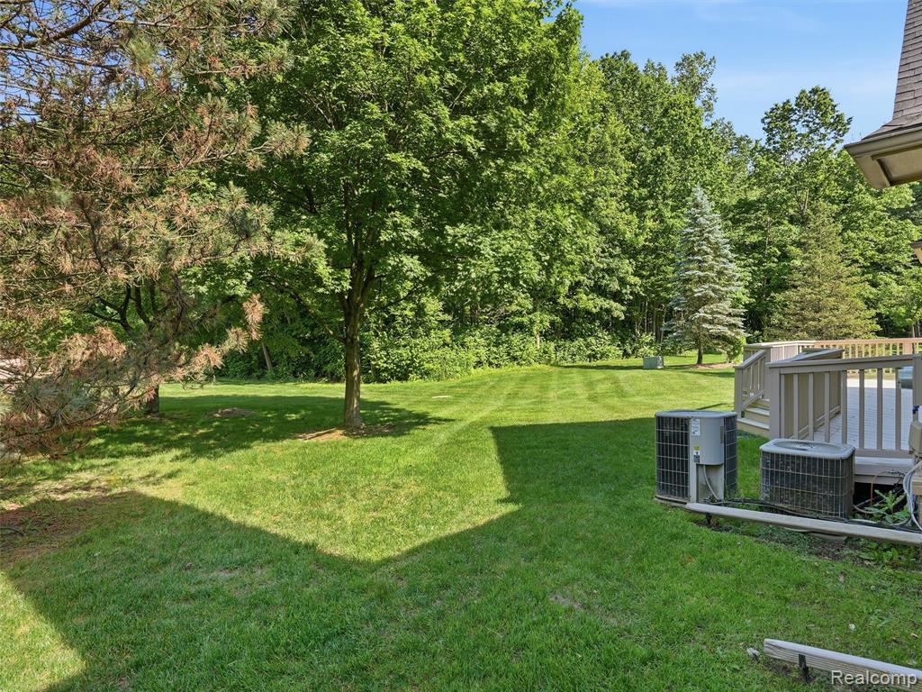 52088 Southview Ridge Macomb, MI 48042 - Photo 45 of 49