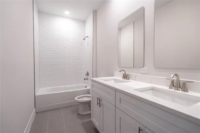 $419,000 | 834 North Joanna Avenue, Tavares, FL 32778