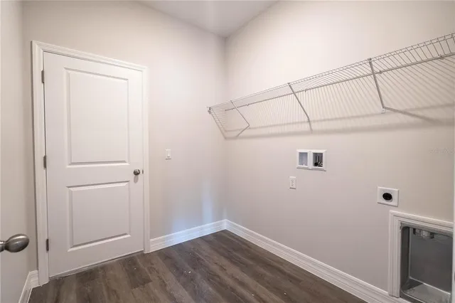 $419,000 | 834 North Joanna Avenue, Tavares, FL 32778