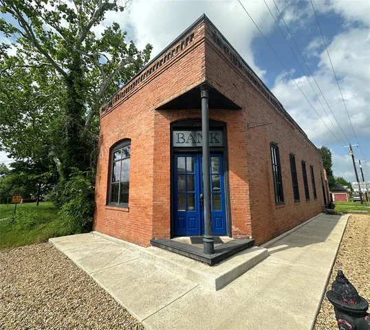 $249,900 | 201 West Main Street, Cumby, TX 75433