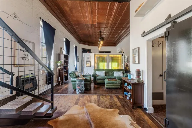 $249,900 | 201 West Main Street, Cumby, TX 75433