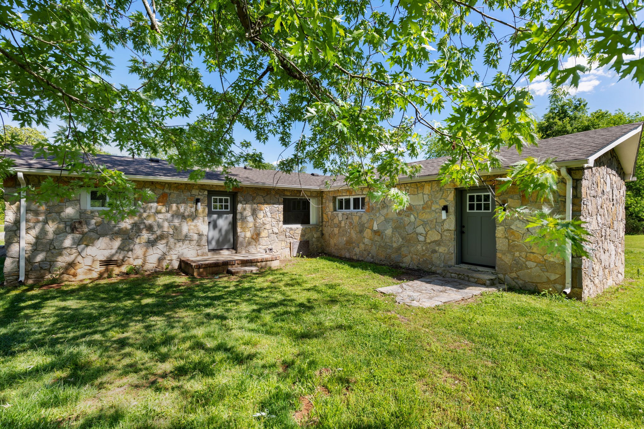516 Double Springs Road Murfreesboro, TN 37127 - Photo 6 of 63 Gallery Image 6