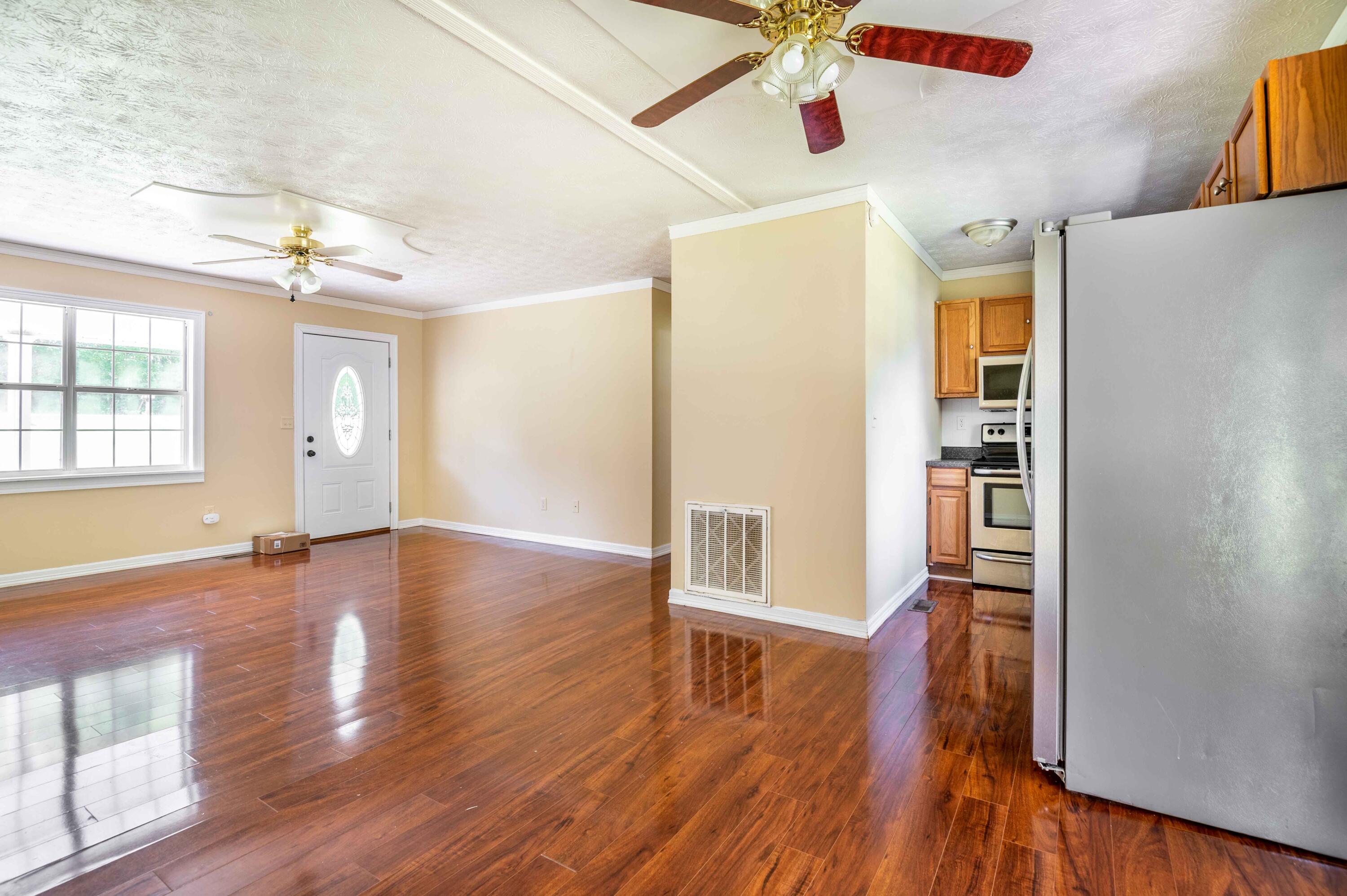 838 Paris Karr Road Keavy, KY 40737 - Photo 2 of 18 JBPLLC 52 of 18