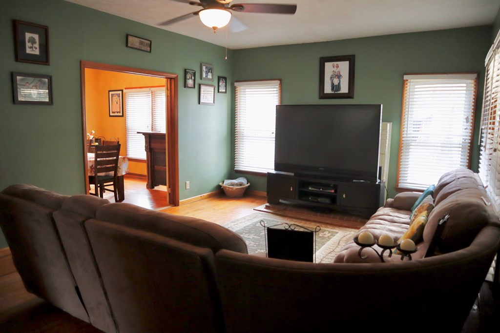 2215 Williston Road Aiken, SC 29803 - Photo 4 of 37 Gallery Image 4