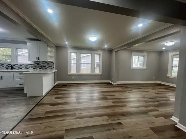 $279,999 | 1732 Avenue H, Schenectady, NY 12304