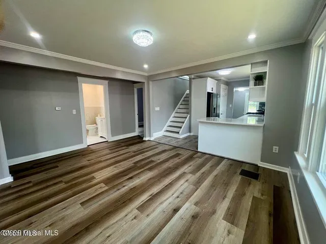 $279,999 | 1732 Avenue H, Schenectady, NY 12304