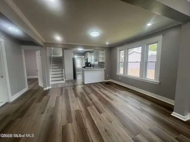 $279,999 | 1732 Avenue H, Schenectady, NY 12304