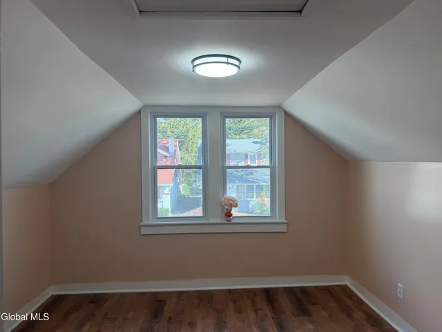 $279,999 | 1732 Avenue H, Schenectady, NY 12304