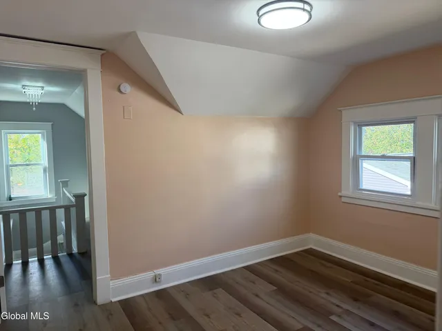 $279,999 | 1732 Avenue H, Schenectady, NY 12304