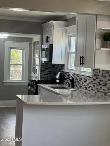 $279,999 | 1732 Avenue H, Schenectady, NY 12304