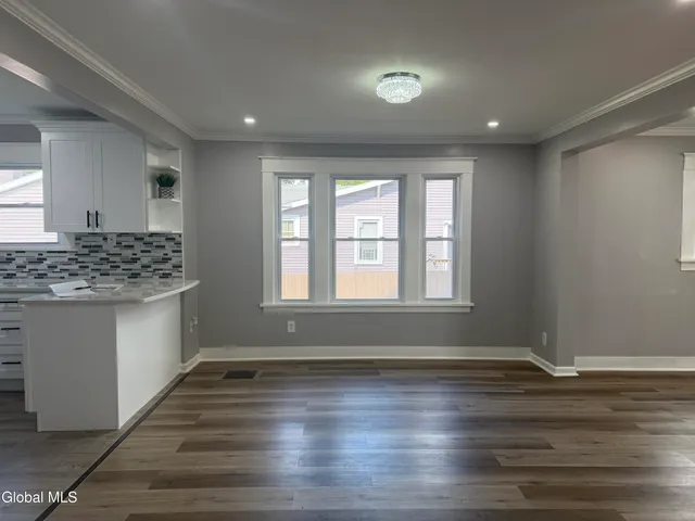 $279,999 | 1732 Avenue H, Schenectady, NY 12304